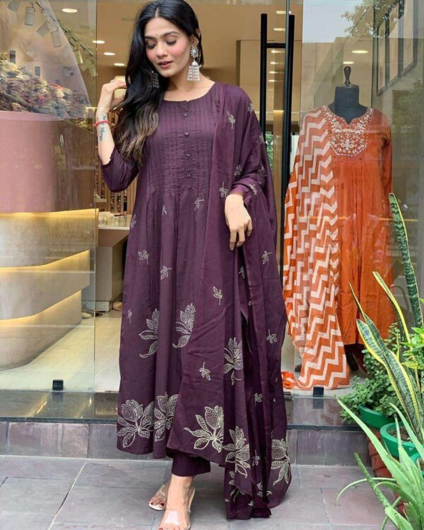 Elegant Everyday Wear ? XXL Embroidered Cotton Floral Dress(XXL) - Image 2